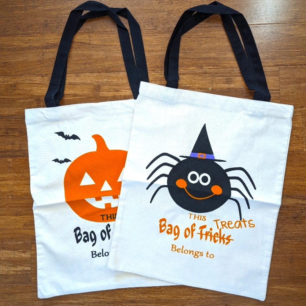 4 pack Halloween bags. Trick or treat. Pumpkin and spiders. Brand new.